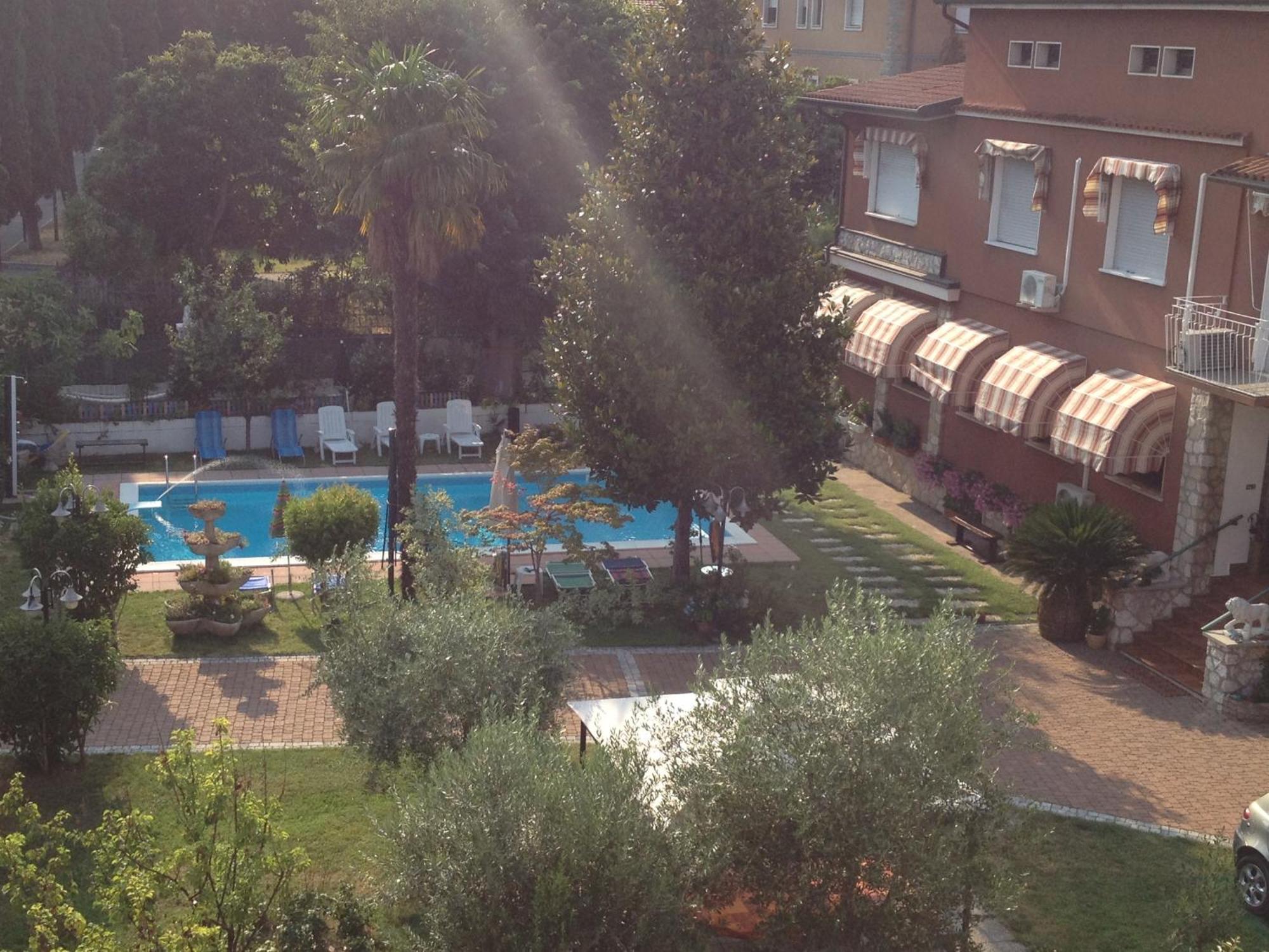 B&B Desenzano Desenzano del Garda Kültér fotó